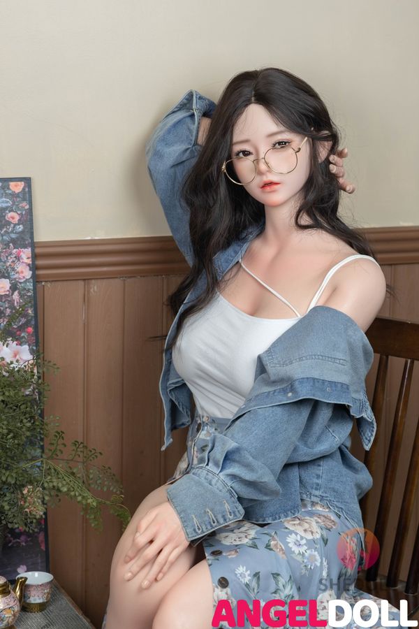 realistische sexpuppen bild