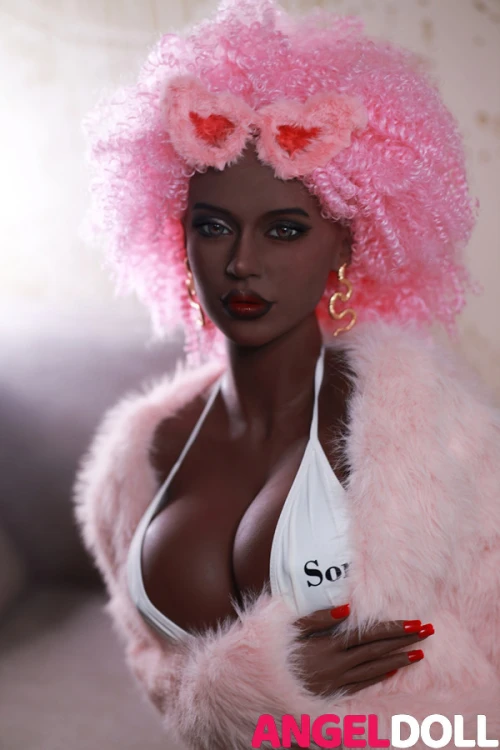 Fire Doll fr Ihr sexuelles Glck sorgender Sexpuppen Macher